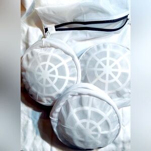 Bra Wash Bags, set of 3 w/large mesh bag, size L. Never used.